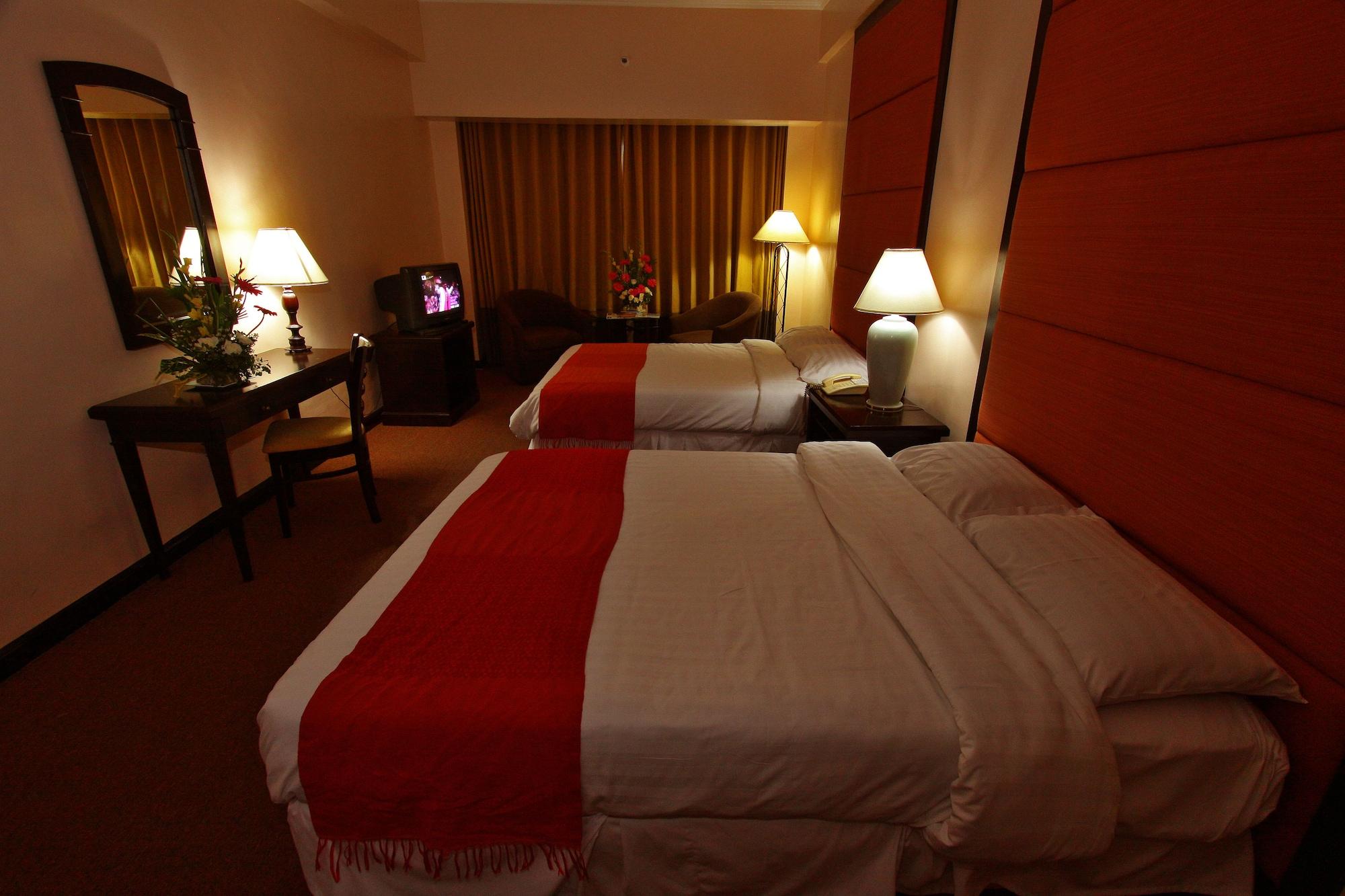 Hotel Rembrandt Ciudad Quezon Exterior foto